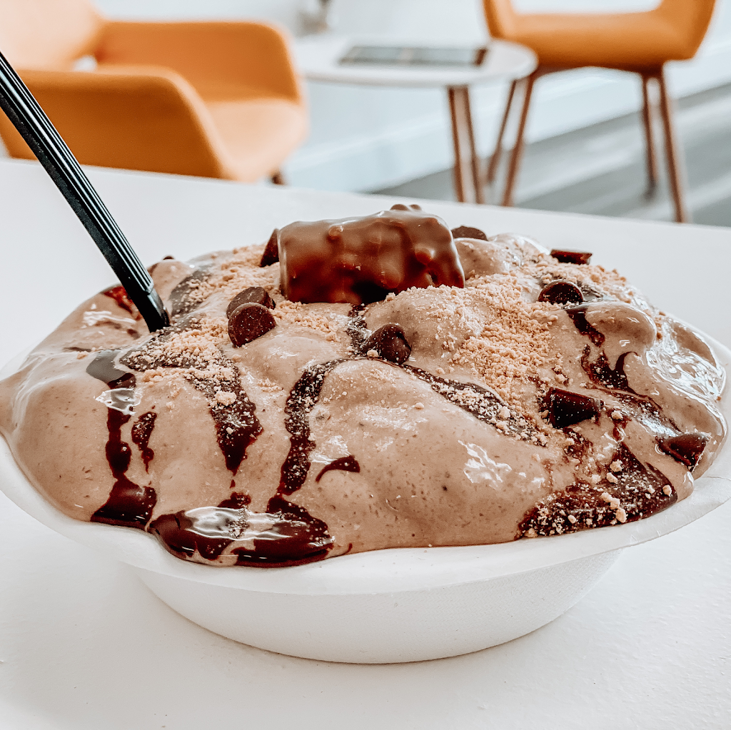 The Hangout Spot | cafe | 601 Weldon Blvd suit 105, Lake Mary, FL 32746, USA | 3529015520 OR +1 352-901-5520