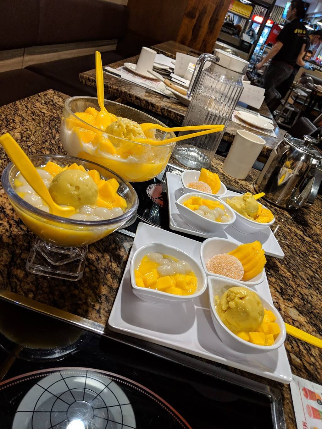 Hui Lau Shan | restaurant | 505 Hwy 7 #98, Thornhill, ON L3T 7T1, Canada | 9055976877 OR +1 905-597-6877