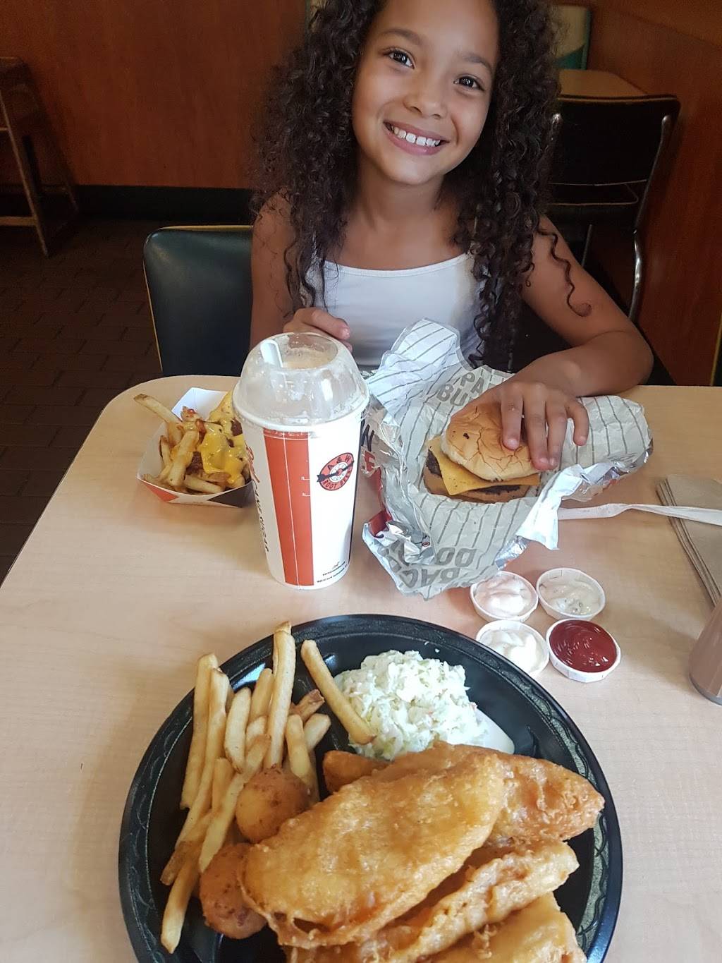 Long John Silvers | restaurant | 4350 W Commerce St, San Antonio, TX 78237, USA | 2105910628 OR +1 210-591-0628