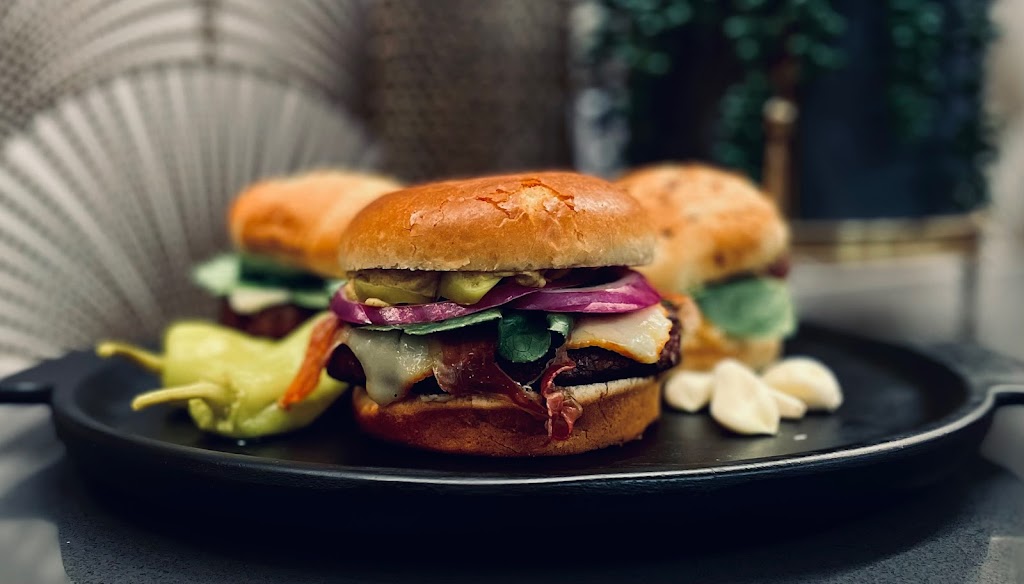 ThighMeat Grill | restaurant | 2537 S Wabash Ave, Chicago, IL 60616, USA | 3126786184 OR +1 312-678-6184