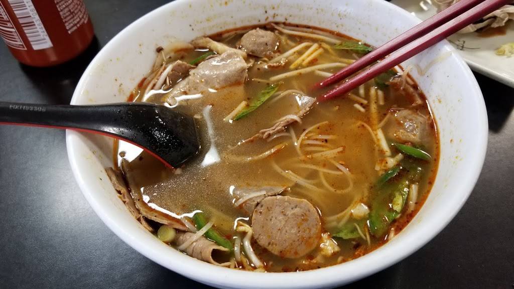 Pho 76 | restaurant | 1811 W Rosecrans St, Wausau, WI 54401, USA | 7158425301 OR +1 715-842-5301