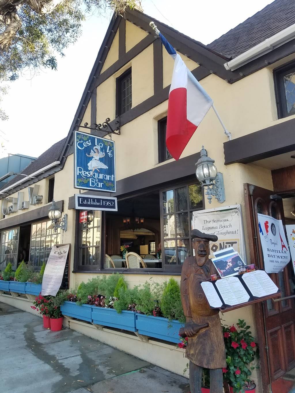 Cest La Vie | restaurant | 2111, 373 S Coast Hwy, Laguna Beach, CA 92651, USA | 9494975100 OR +1 949-497-5100