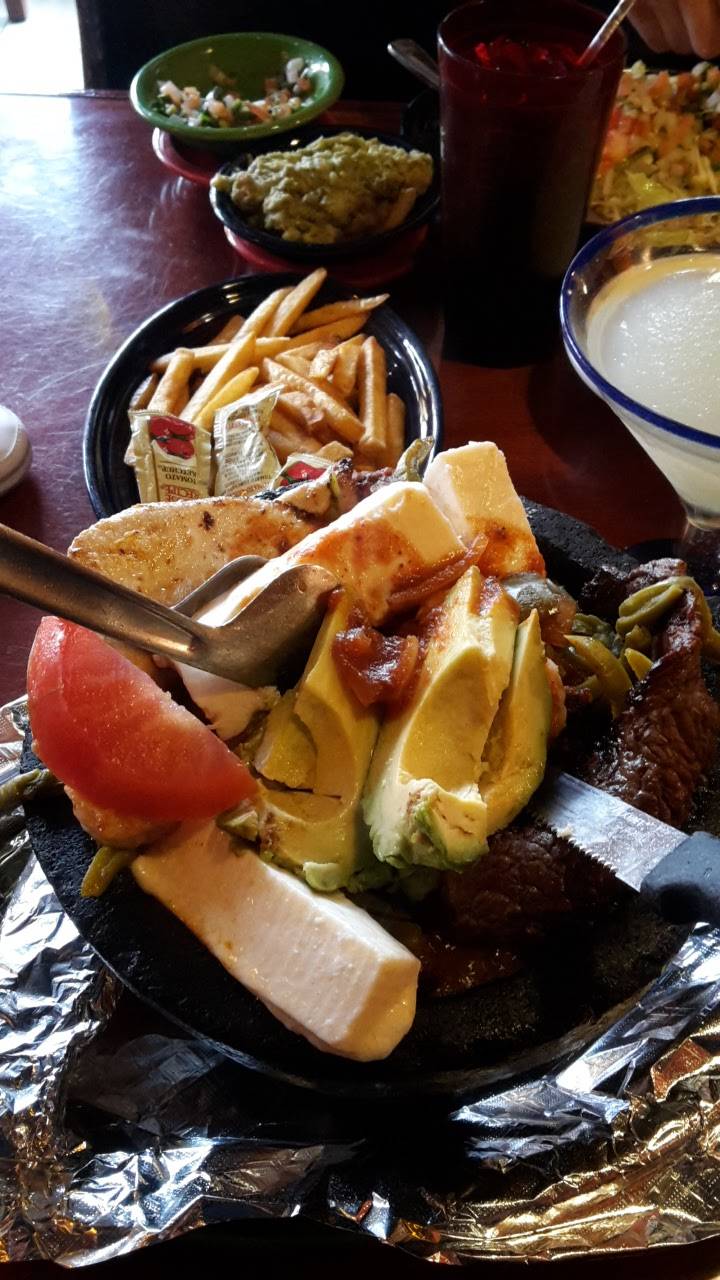 Don Tequila | restaurant | 73 Allen St, Buffalo, NY 14202, USA | 7169392552 OR +1 716-939-2552