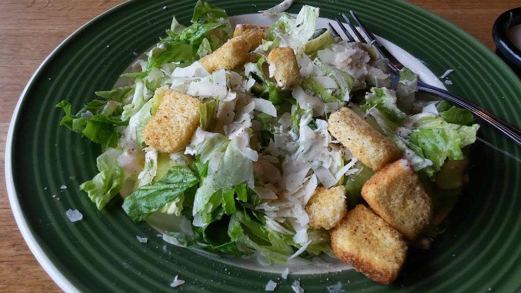 Applebees Grill + Bar | restaurant | 6270 S Cedar St, Lansing, MI 48911, USA | 5178828320 OR +1 517-882-8320