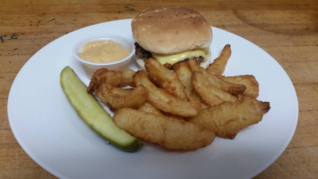 Hideout Restaurant & Lounge | restaurant | 9110 W Smith St, Yorktown, IN 47396, USA | 7657597989 OR +1 765-759-7989