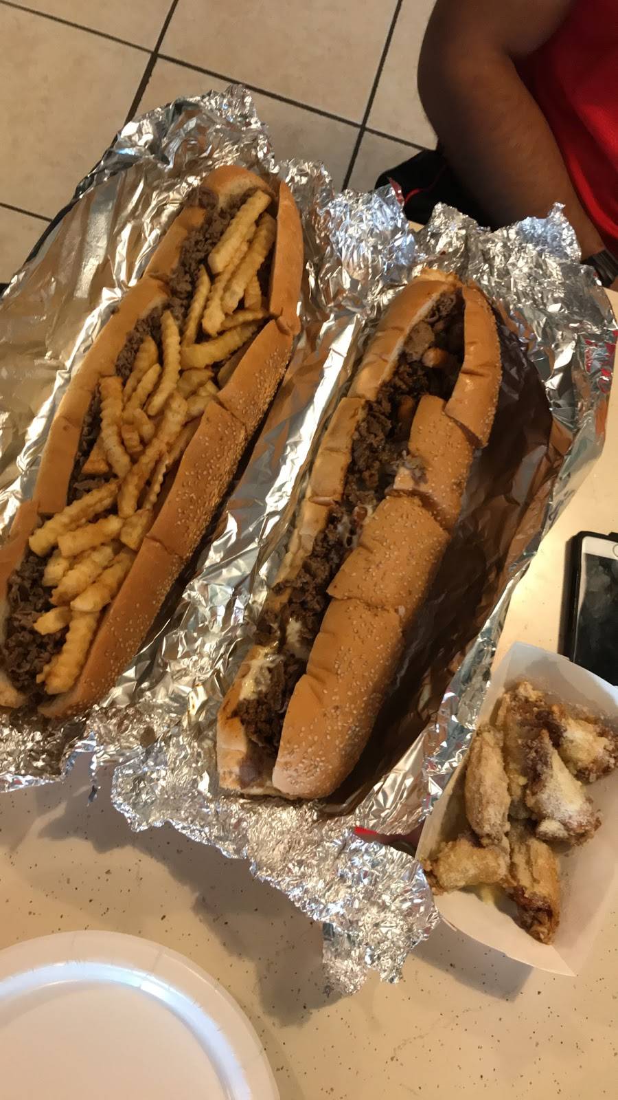 Gaetanos Cheesesteaks | restaurant | 1280 NJ-33, Hamilton Township, NJ 08690, USA | 6095888111 OR +1 609-588-8111