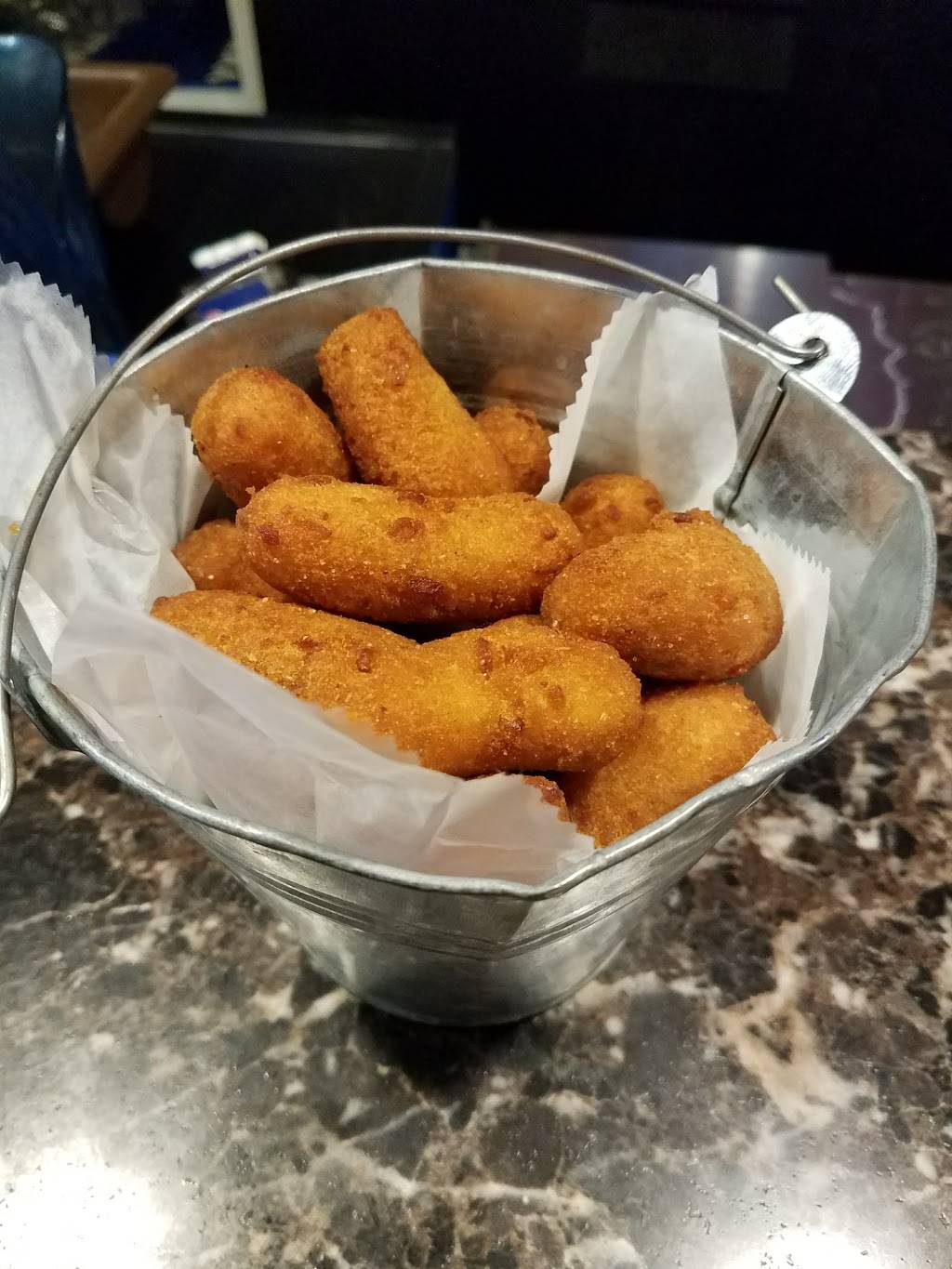 Leftys Barbecue | restaurant | 2064 Crain Hwy, Waldorf, MD 20601, USA | 3016383813 OR +1 301-638-3813