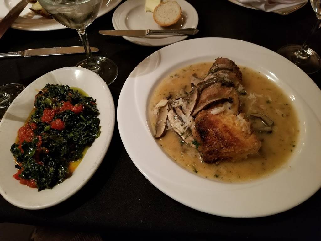 John Mineos Italian Restaurant | restaurant | 13490 Clayton Rd, St. Louis, MO 63131, USA | 3144345244 OR +1 314-434-5244