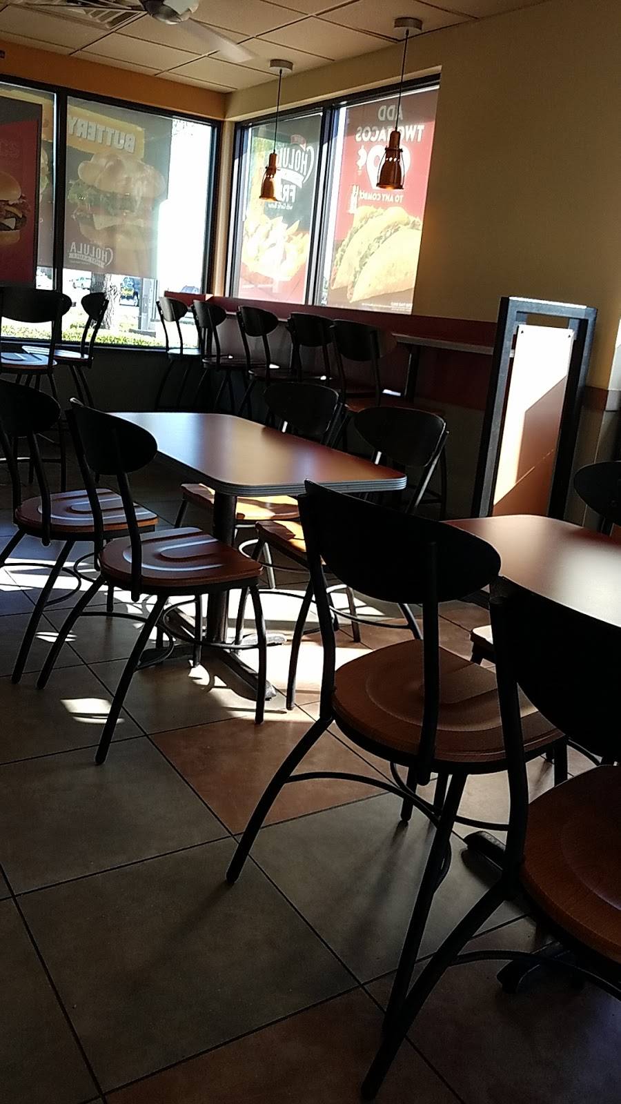 Jack in the Box | restaurant | 10742 Veterans Memorial Dr, Houston, TX 77038, USA | 2819991555 OR +1 281-999-1555