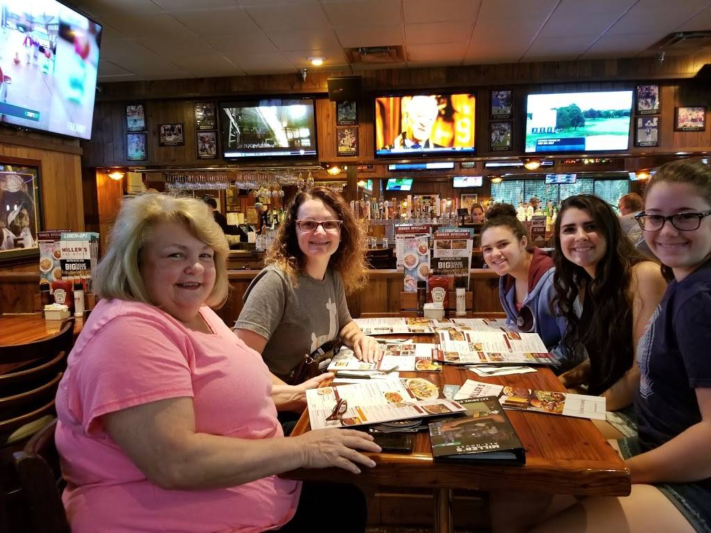 Millers Ale House - Boynton | restaurant | 2212 N Congress Ave, Boynton Beach, FL 33426, USA | 5617350591 OR +1 561-735-0591