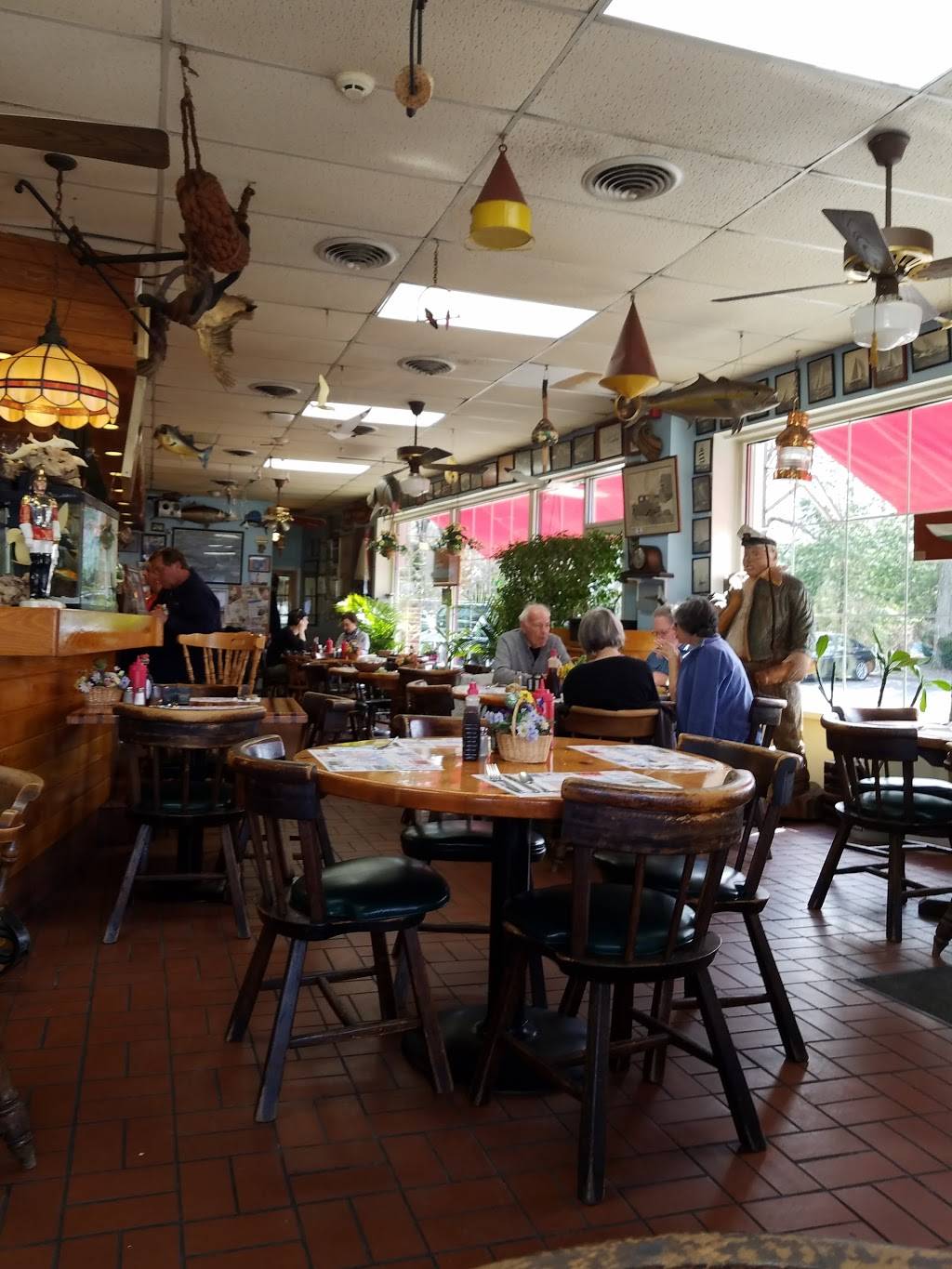 T Ks Galley | restaurant | 156 New York Ave, Huntington, NY 11743, USA | 6313518666 OR +1 631-351-8666