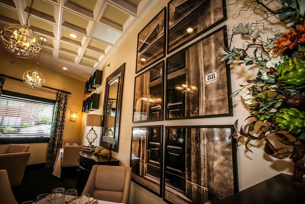 Matteos of Roslyn | restaurant | 88 Mineola Ave, Roslyn Heights, NY 11577, USA | 5164840555 OR +1 516-484-0555