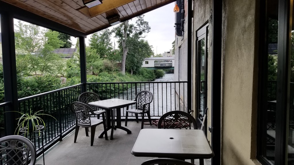 Akatsuki Sushi Bar | meal takeaway | 242 S Water St, Silverton, OR 97381, USA | 5038744135 OR +1 503-874-4135