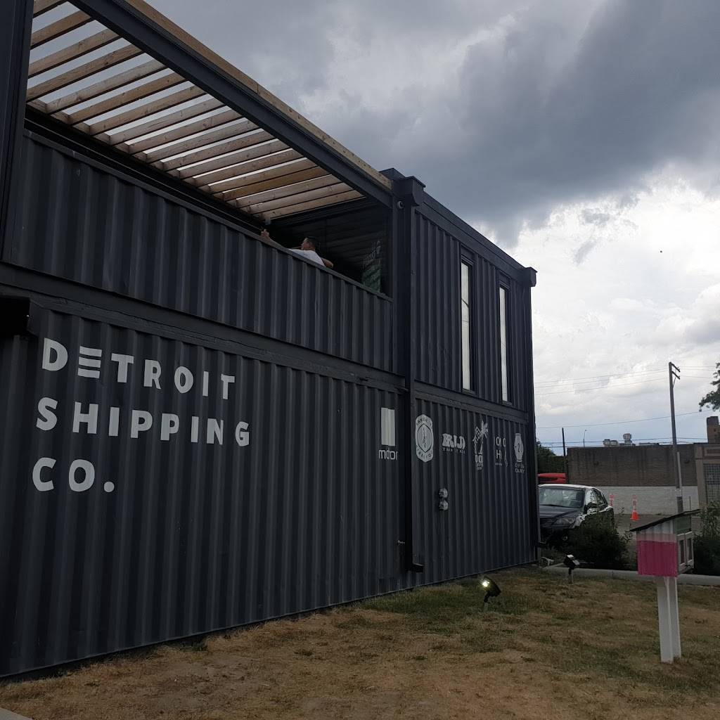 Detroit Shipping Company | restaurant | 474 Peterboro St, Detroit, MI 48201, USA | 3134624973 OR +1 313-462-4973