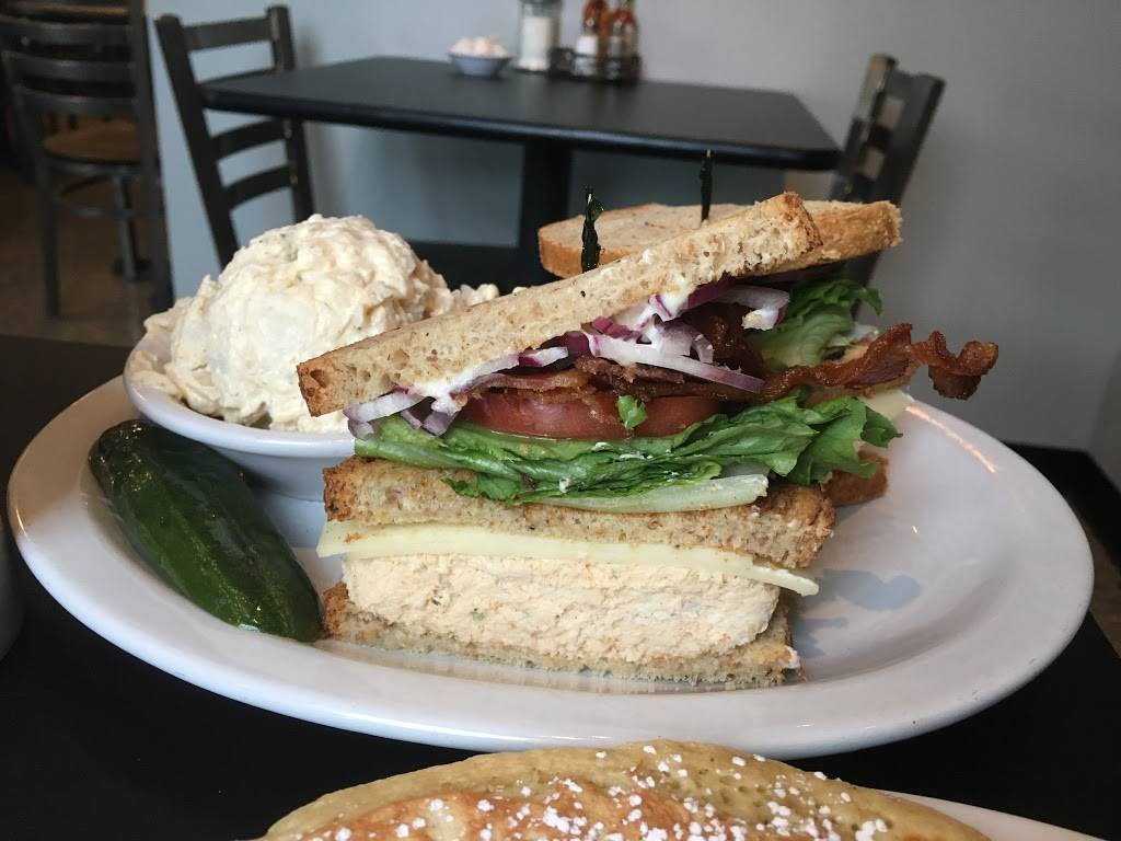 Bubbys NY Style Delicatessen | restaurant | 241 Hanover St, Portsmouth, NH 03801, USA | 6033738981 OR +1 603-373-8981