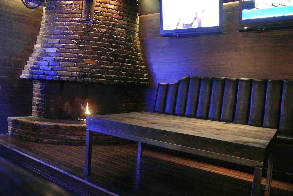 Eighth & Rail | restaurant | 22505 8th St, Newhall, CA 91321, USA | 6612557833 OR +1 661-255-7833