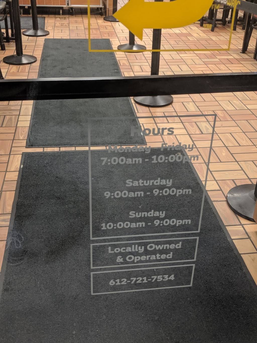 Subway | restaurant | 4741 Hiawatha Ave, Minneapolis, MN 55406, USA | 6127217534 OR +1 612-721-7534