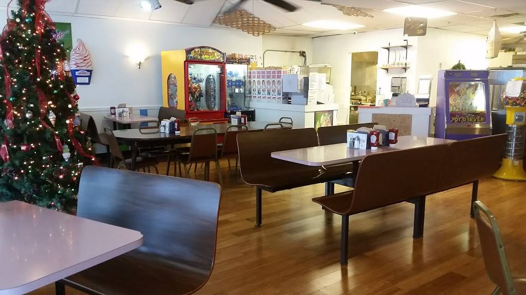 Jims Place | restaurant | 201 Kettle Moraine Dr S, Slinger, WI 53086, USA | 2626447411 OR +1 262-644-7411