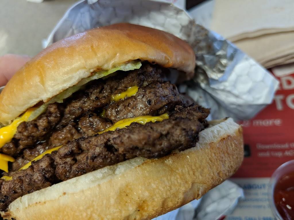 Wendys | restaurant | 1504 Hustonville Rd, Danville, KY 40422, USA | 8592362522 OR +1 859-236-2522