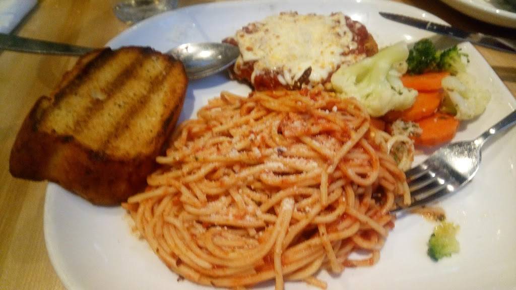 Boston Pizza | restaurant | 1219 Barton St E, Hamilton, ON L8H 2V4, Canada | 9055441313 OR +1 905-544-1313