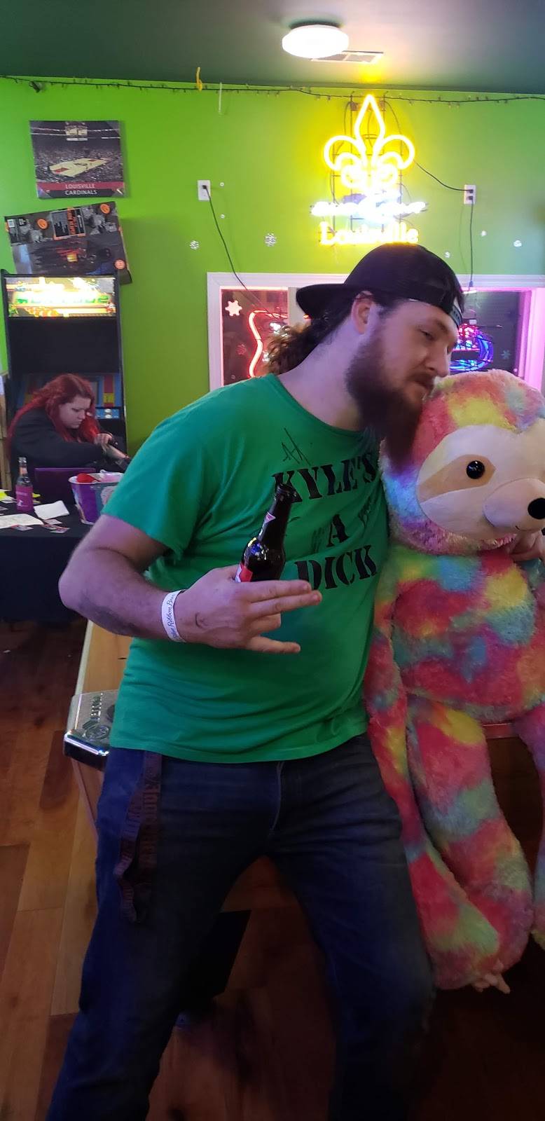 Paddock Sport Bar & Grill | restaurant | 501 W Evelyn Ave, Louisville, KY 40215, USA | 5028903033 OR +1 502-890-3033