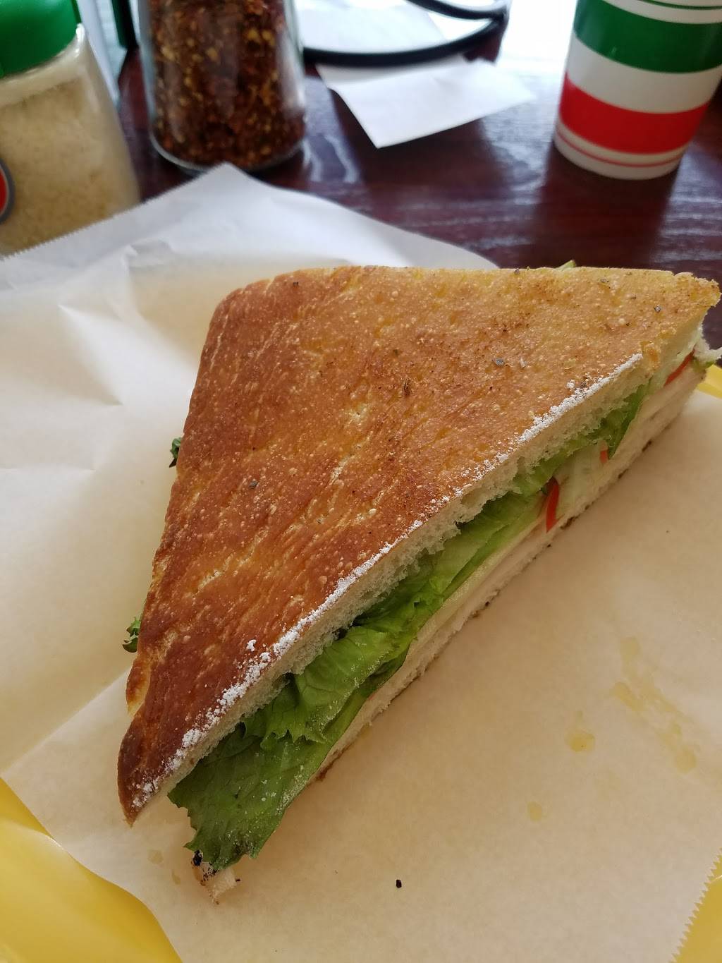 Luciano Neighborhood Pizzeria | restaurant | 2414 Babcock Rd #100, San Antonio, TX 78229, USA | 2102551863 OR +1 210-255-1863