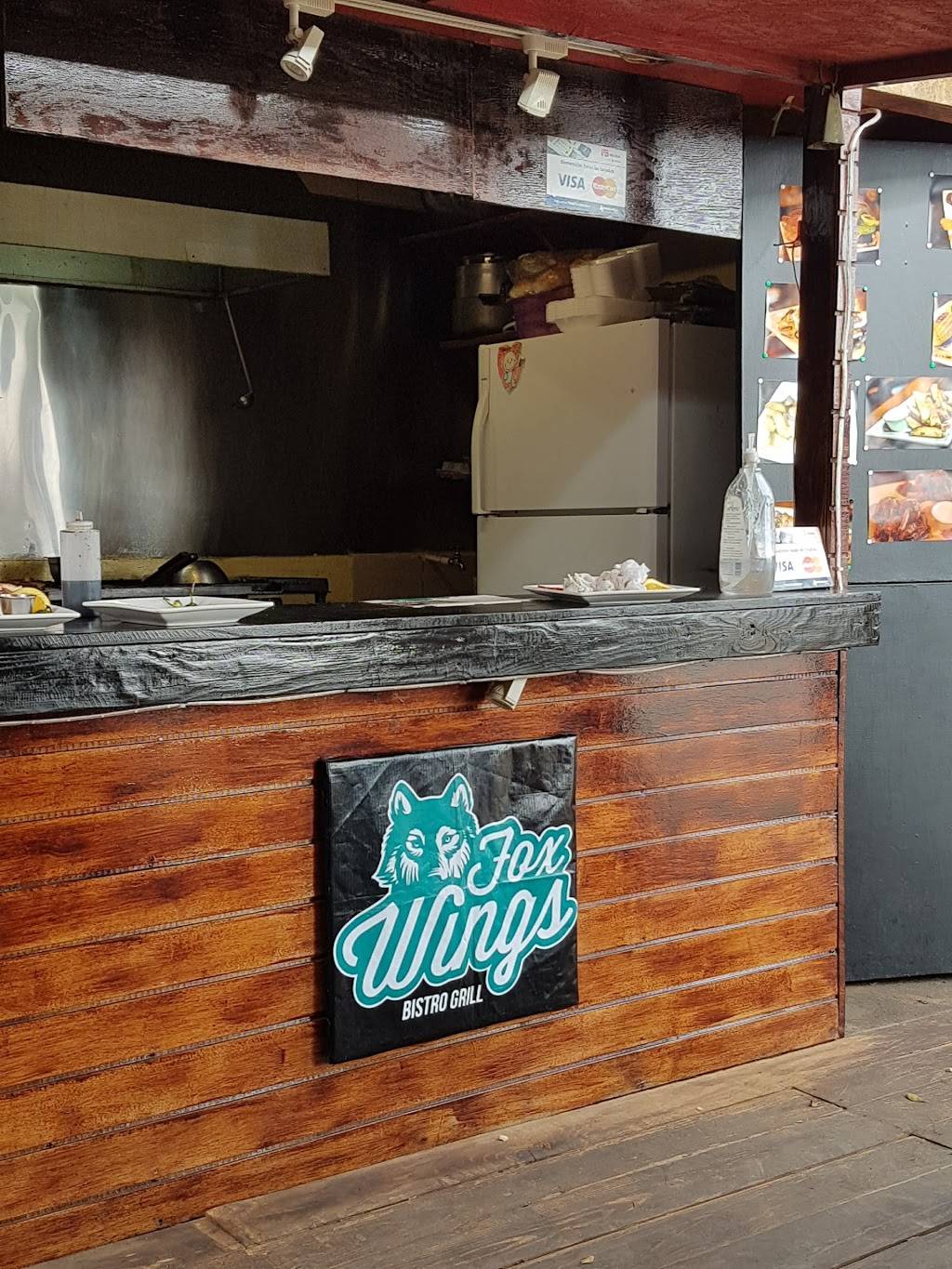 Fox Wings | restaurant | Calle Floresta 394, Playa Hermosa, 22890 Ensenada, B.C., Mexico | 016461884152 OR +52 646 188 4152