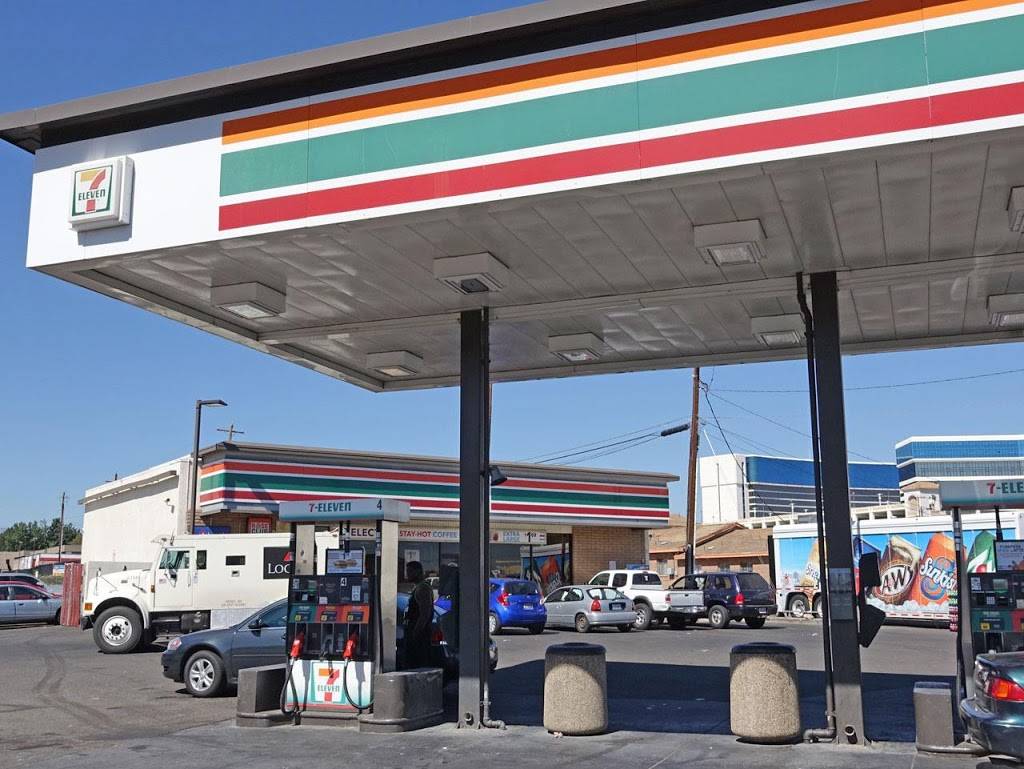 7-Eleven | bakery | 3085 S Virginia St, Reno, NV 89502, USA | 7758271711 OR +1 775-827-1711