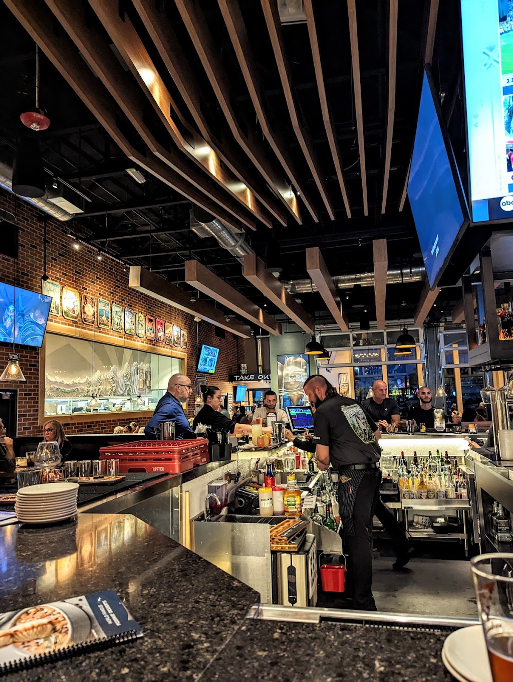 Bj's Restaurant & Brewhouse Valley Stream Ny BJ's Restaurant & Brewhouse | 760 Jefferson Rd, Rochester, NY 14623, USA