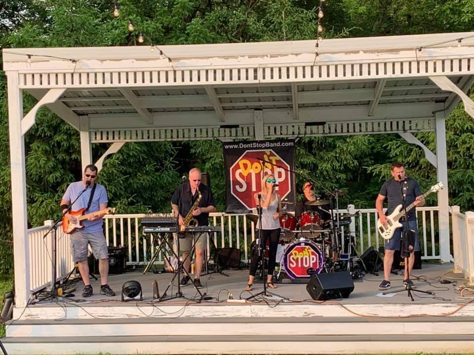 Spring Meadow Station | restaurant | 15513 Hanover Pike, Upperco, MD 21155, USA | 4108337826 OR +1 410-833-7826