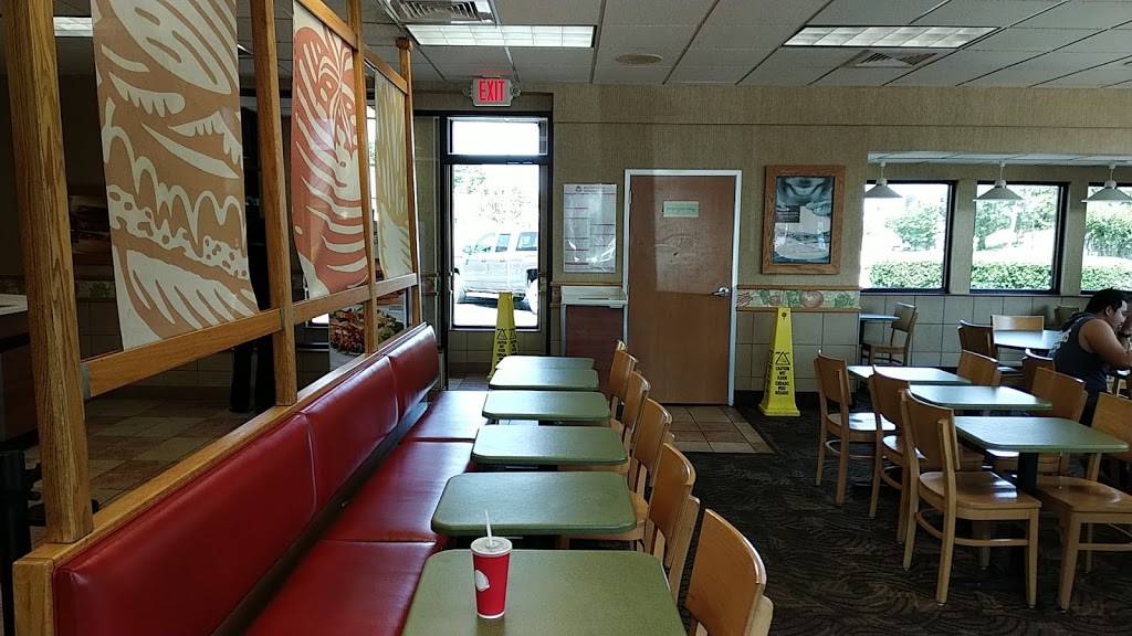 Wendys | restaurant | 860 Virginia Ave, Hapeville, GA 30354, USA | 4047639515 OR +1 404-763-9515