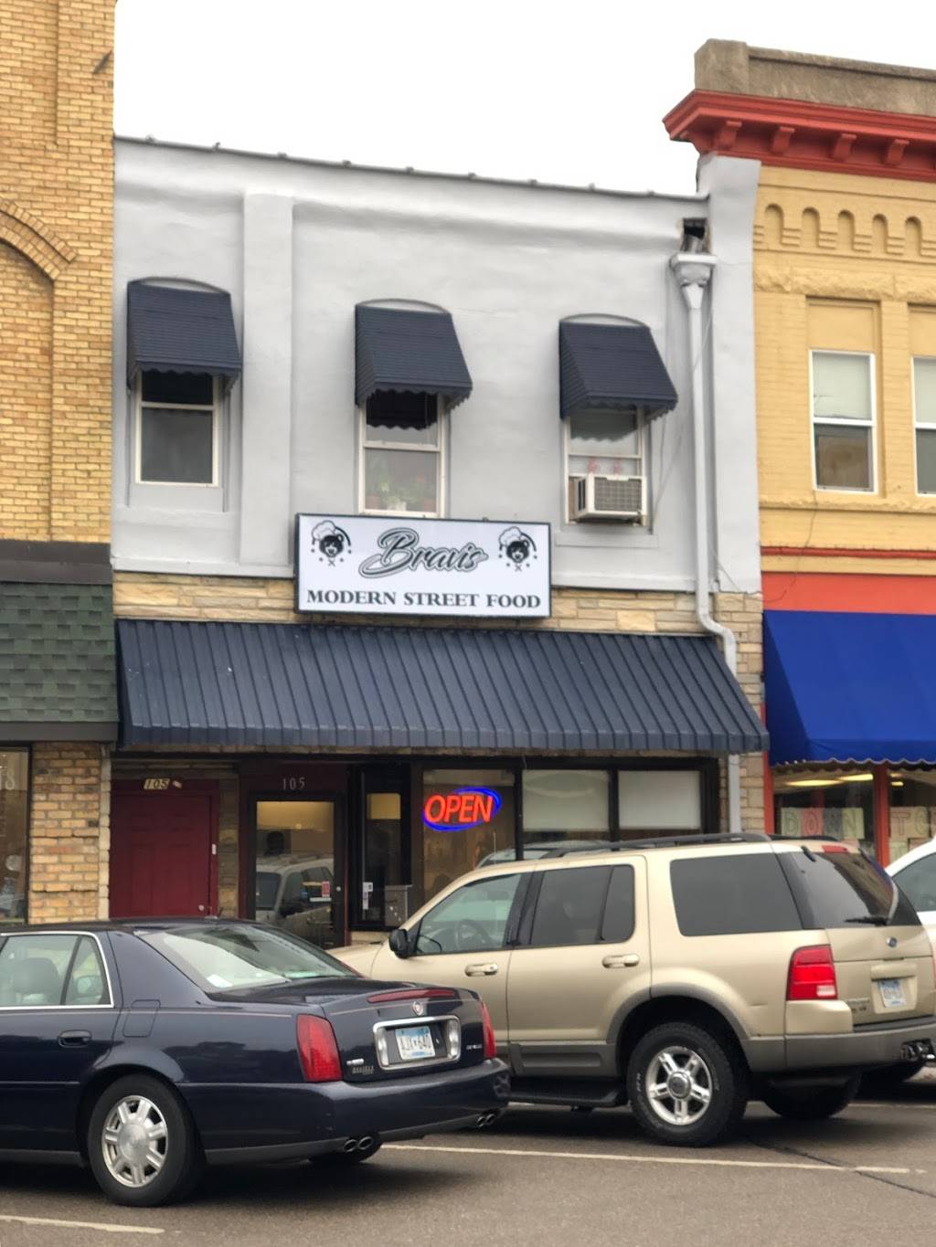 Bravis Modern Street Food | restaurant | 105 Lewis St S, Shakopee, MN 55379, USA | 9524176182 OR +1 952-417-6182