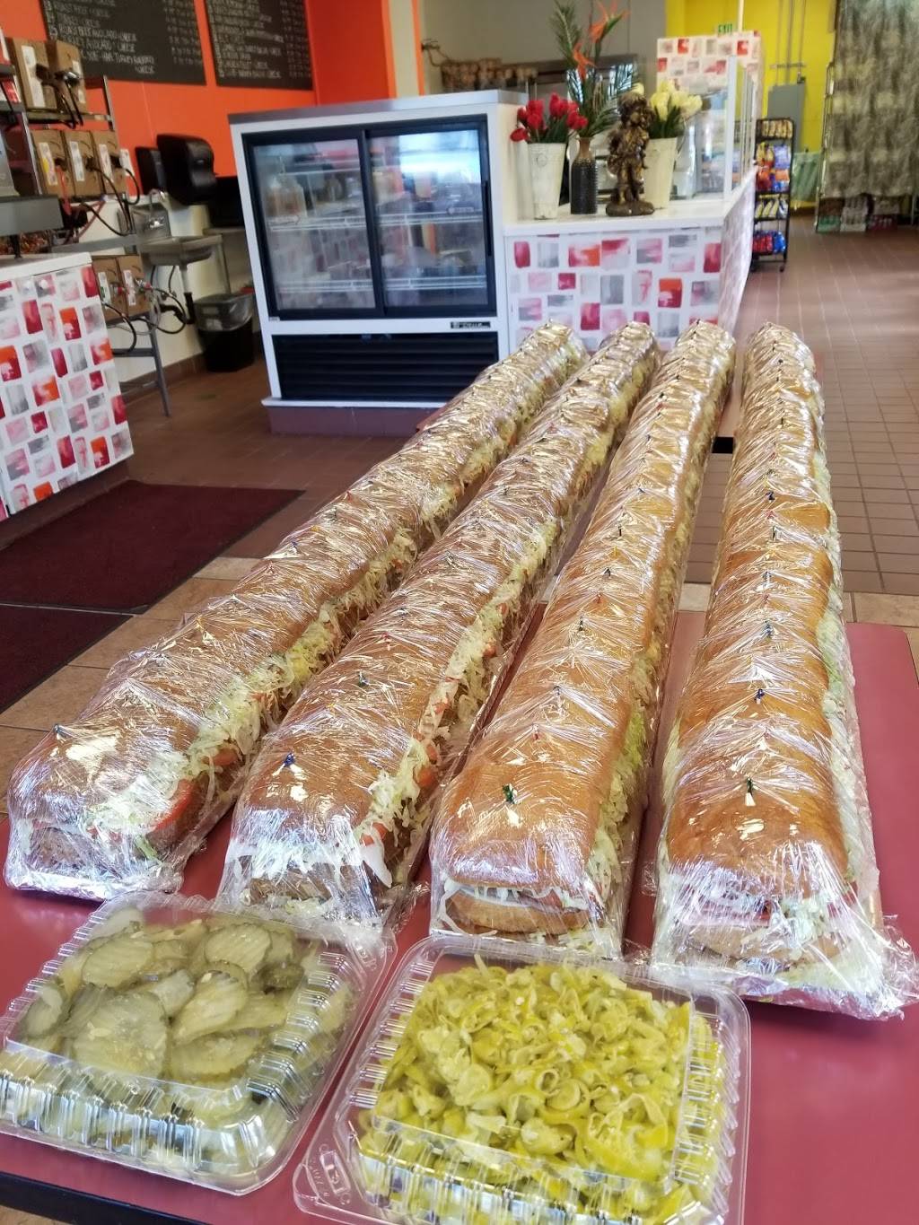 Subman | meal takeaway | 204 N El Camino Real, Encinitas, CA 92024, USA | 7609427376 OR +1 760-942-7376