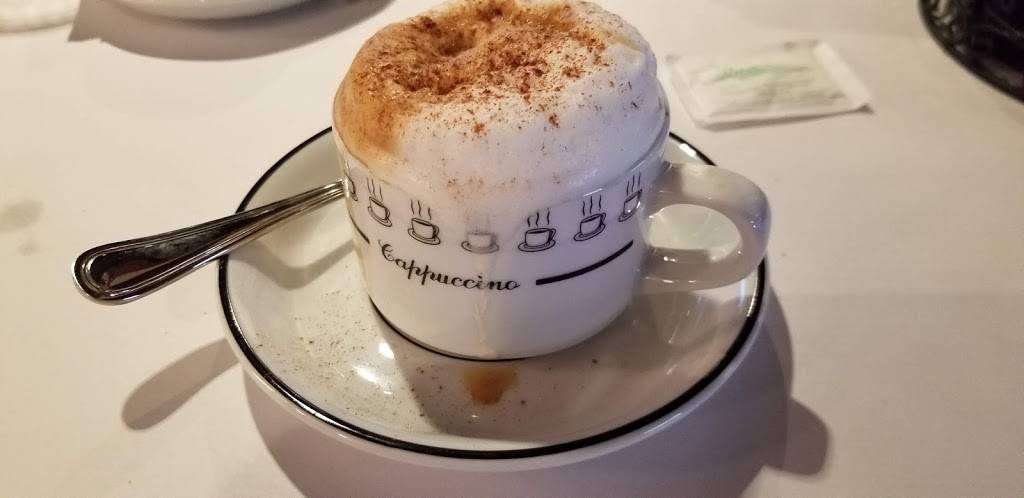 Calabria Italian Restaurant | restaurant | 6646 Penn Ave, Wernersville, PA 19565, USA | 6106933127 OR +1 610-693-3127