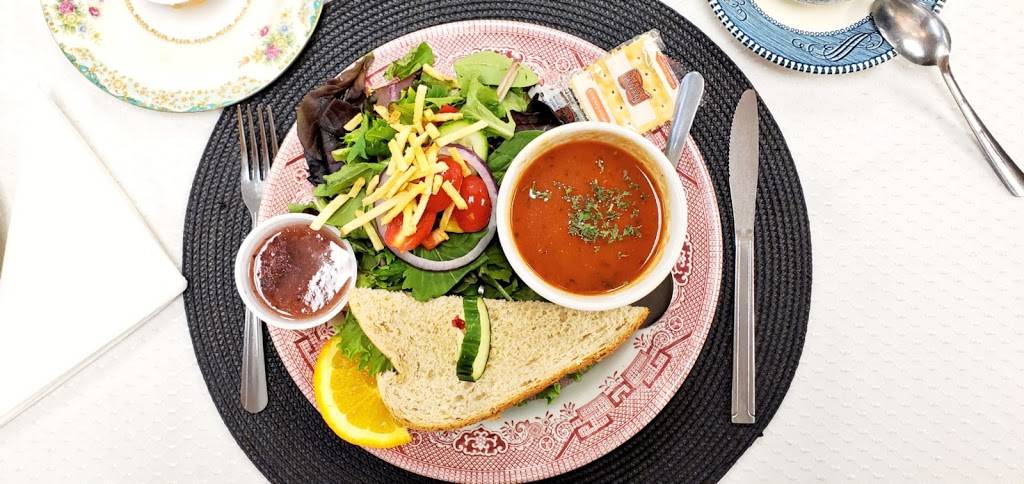 The Gift Box & Tea Room | restaurant | 3330 Partner Pl # 120, Lexington, KY 40503, USA | 8592190445 OR +1 859-219-0445