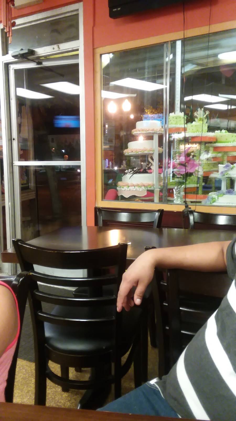 J Tropicana Restaurant & Bakery | restaurant | 200 New Brunswick Ave, Perth Amboy, NJ 08861, USA | 7324420193 OR +1 732-442-0193