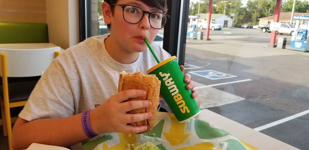 Subway | restaurant | 113C C 002.00, Columbia, TN 38401, USA | 9315058484 OR +1 931-505-8484