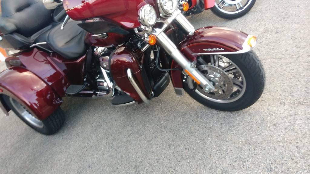 Corner Inn | restaurant | 118 S Magnolia St, Elmwood, IL 61529, USA | 3097411032 OR +1 309-741-1032