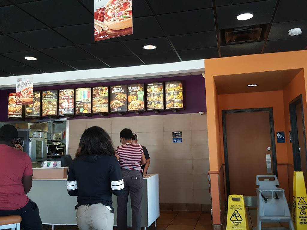 Taco Bell | meal takeaway | 599 NE 167th St, Miami, FL 33162, USA | 3056553115 OR +1 305-655-3115