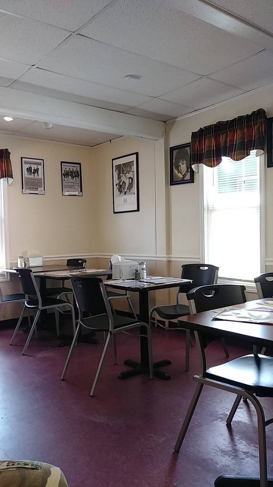 Bettys Restaurant | restaurant | 1137 Charles St, North Providence, RI 02904, USA | 4017247993 OR +1 401-724-7993