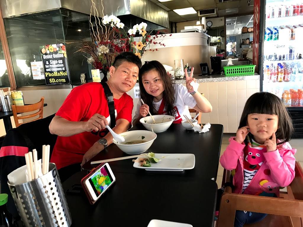 Pho Ha Noi | restaurant | 6904 Miramar Rd #215, San Diego, CA 92121, USA | 8586216330 OR +1 858-621-6330