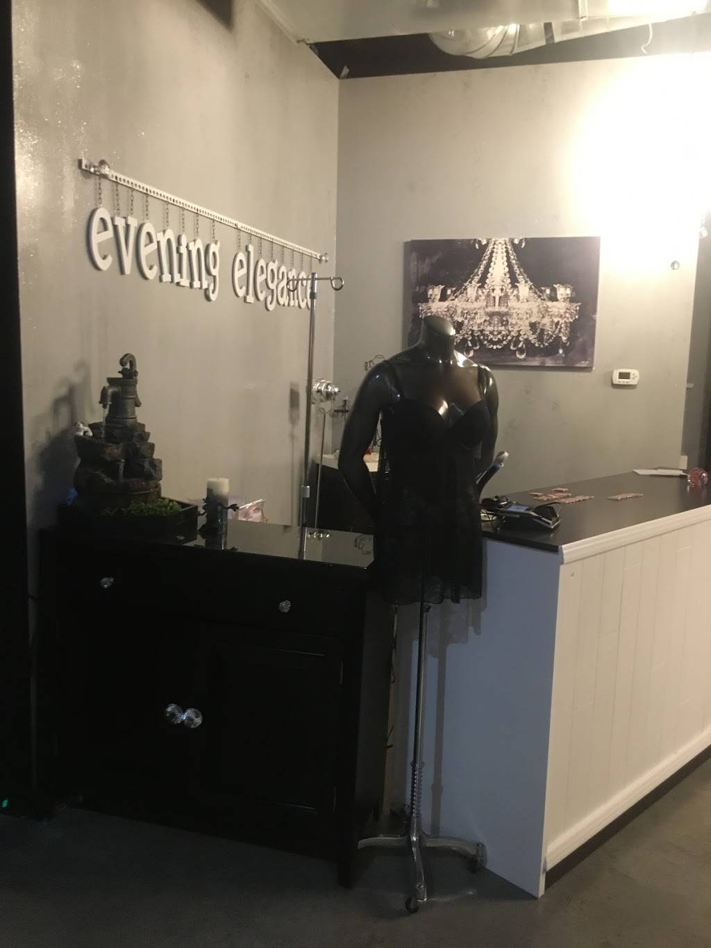 Evening Elegance Lingerie store known for Its Professional bra f | restaurant | 14500 W Colfax Ave Unit 246, Lakewood, CO 80401, USA | 3033901862 OR +1 303-390-1862