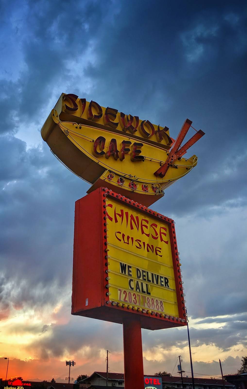 Sidewok cafe | restaurant | 4930 W Colfax Ave, Denver, CO 80204, USA | 7203778888 OR +1 720-377-8888