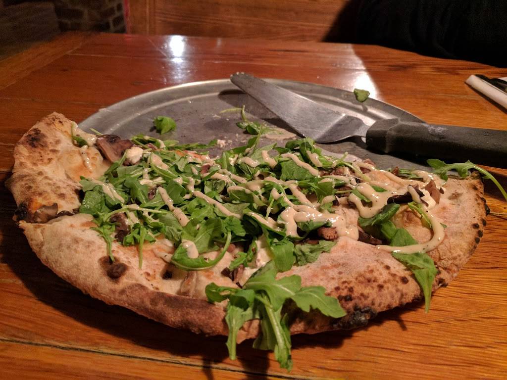 Rivermont Pizza | restaurant | 2496 Rivermont Ave, Lynchburg, VA 24503, USA | 4348462877 OR +1 434-846-2877