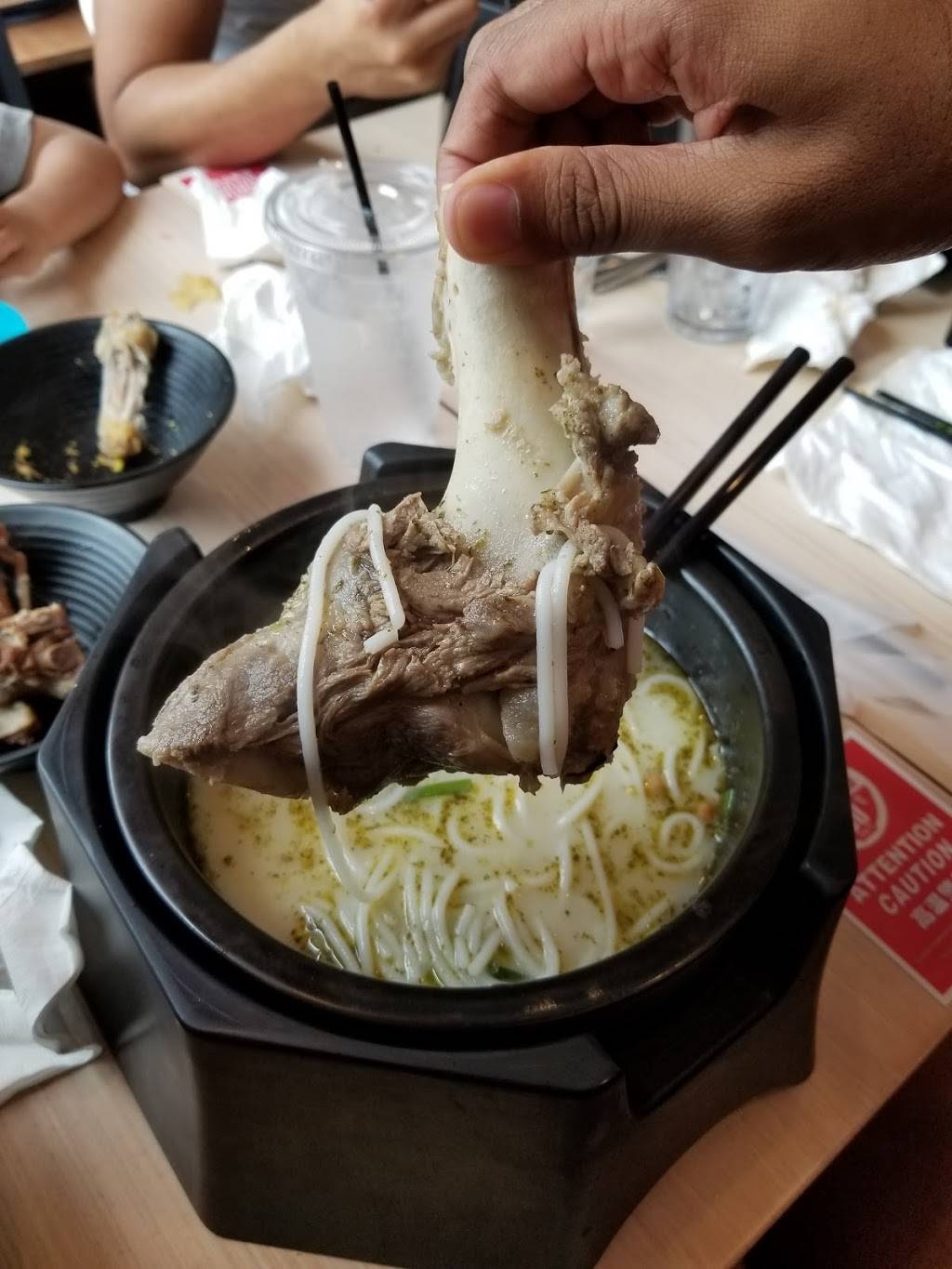 Dagu Rice Noodle | restaurant | 3710 Payne Ave, Cleveland, OH 44114, USA | 2168628090 OR +1 216-862-8090