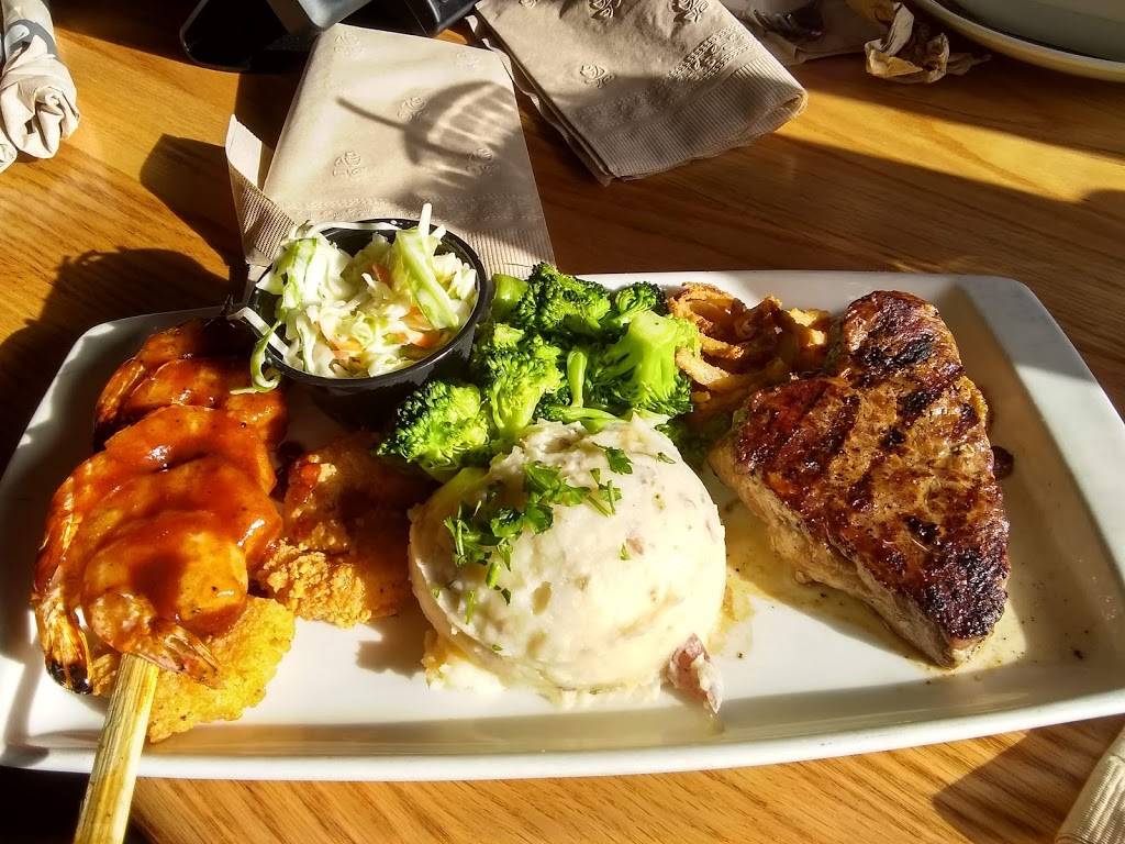 Applebees Grill + Bar | restaurant | 3708 Galley Rd, Colorado Springs, CO 80909, USA | 7195745111 OR +1 719-574-5111