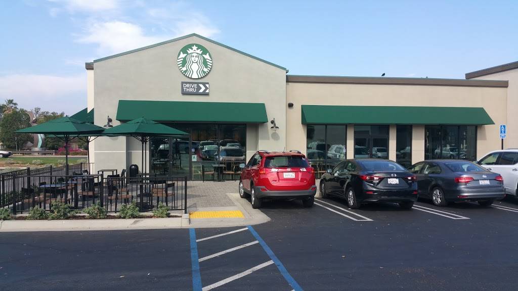 Starbucks | cafe | 1645 S Centre City Pkwy A, Escondido, CA 92025, USA | 7608391615 OR +1 760-839-1615