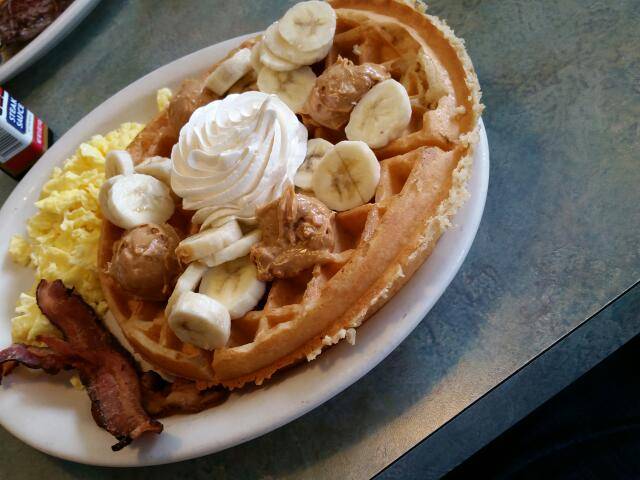 Country Waffles- Clayton | restaurant | 5435 Clayton Rd ste b, Clayton, CA 94517, USA | 9256730943 OR +1 925-673-0943