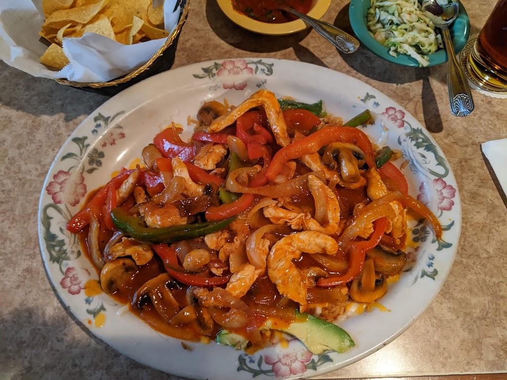 El Porton Restaurant | restaurant | 340 Valley Mall Pkwy, East Wenatchee, WA 98802, USA | 5098865830 OR +1 509-886-5830