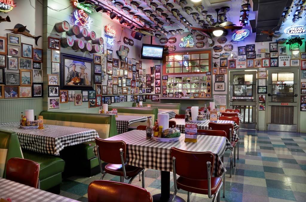 Flying Fish | restaurant | 6126 Luther Ln, Dallas, TX 75225, USA | 2146963474 OR +1 214-696-3474